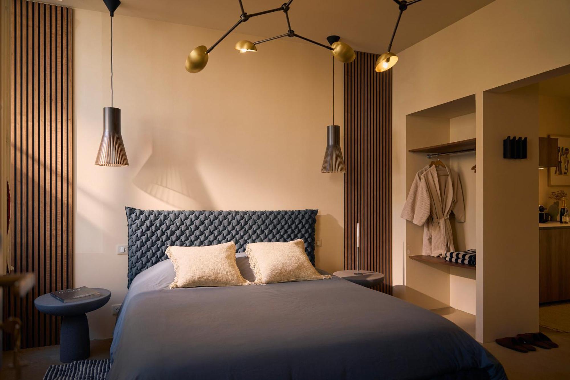 Suite Atypique - Jacuzzi Privatif En Centre Ville De Cognac Esterno foto