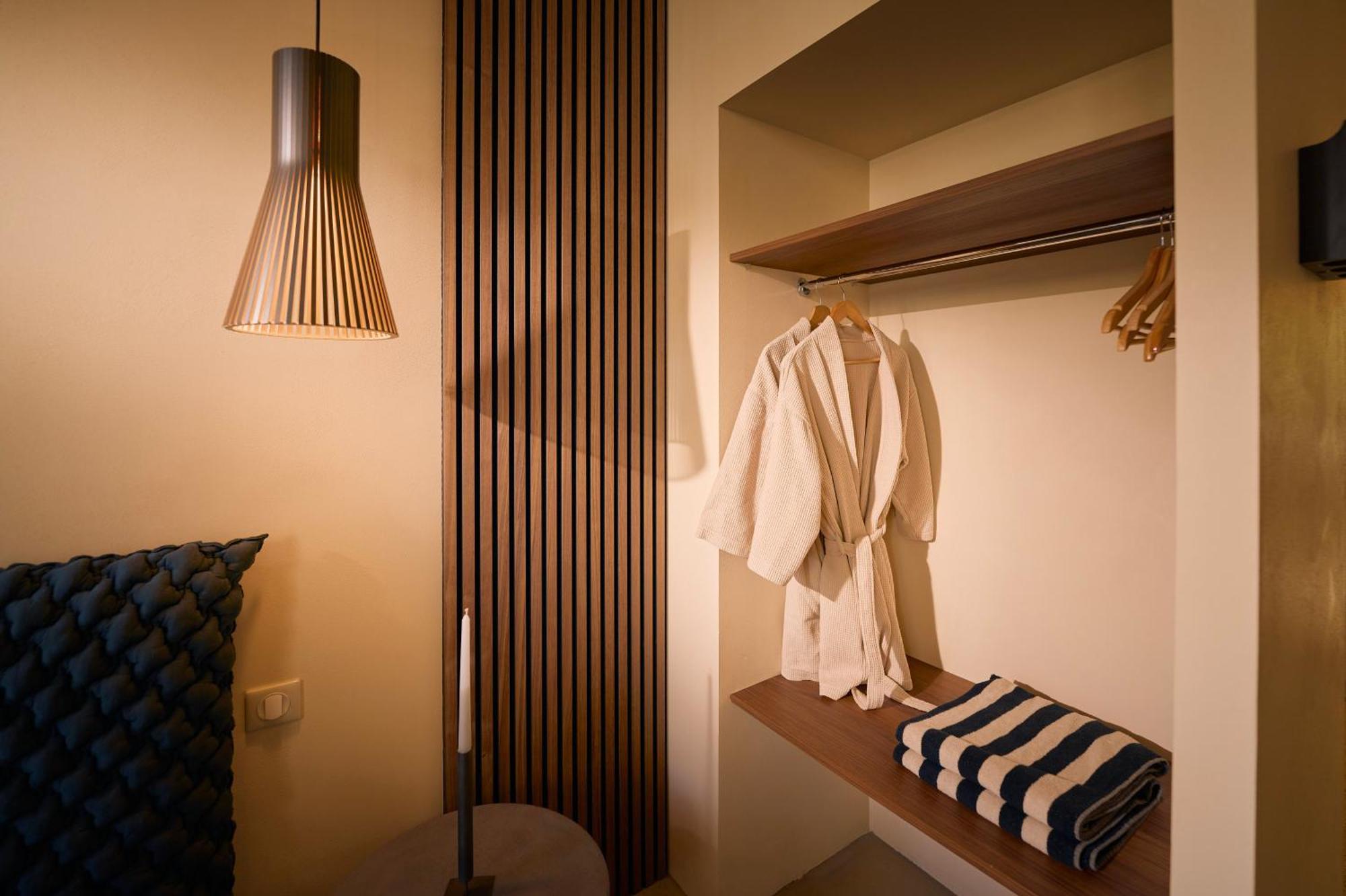 Suite Atypique - Jacuzzi Privatif En Centre Ville De Cognac Esterno foto
